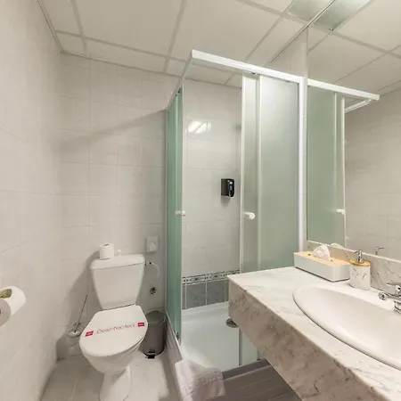 Prague Hotel Carl Inn Restaurant & Parking 4*