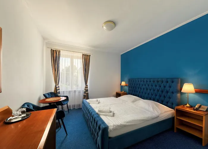 Hotel Prague Hotel Carl Inn Restaurant & Parking